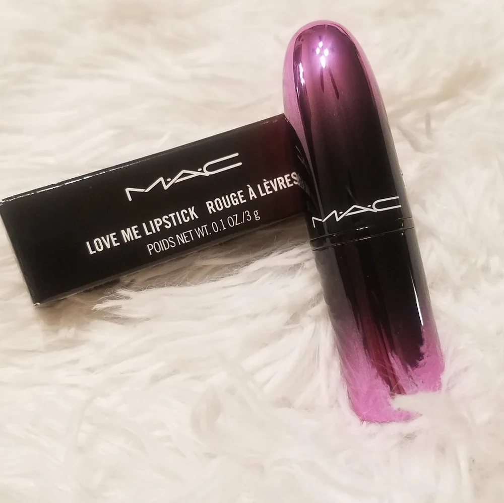 🆕 MAC BATED BREATH LOVE ME LIPSTICK